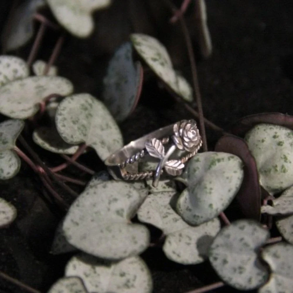 Sterling Silver Rose Flower Leaf Twisted Rope Band Ring Size 5.25